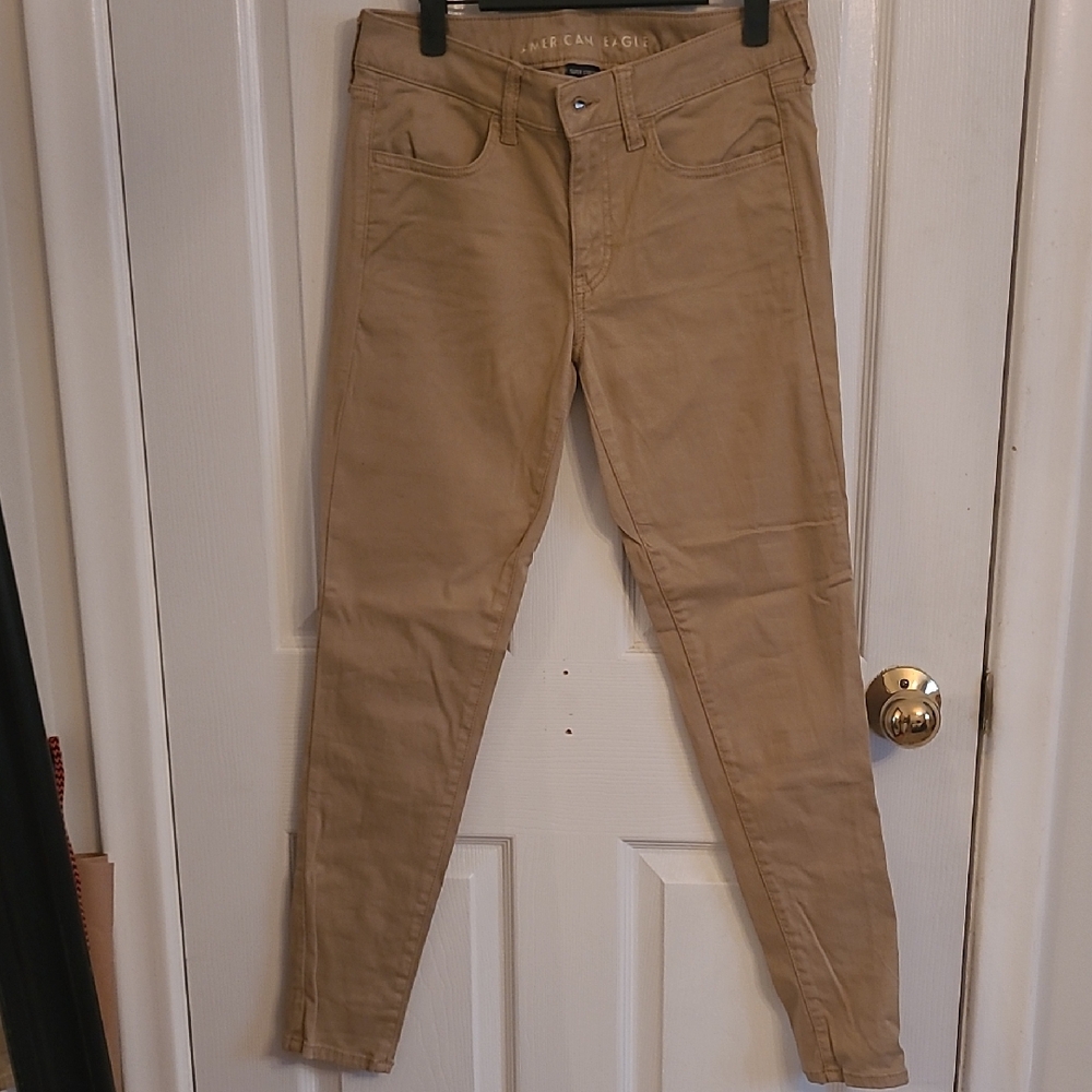 American Eagle Outfitters Tan Skinny Jeans